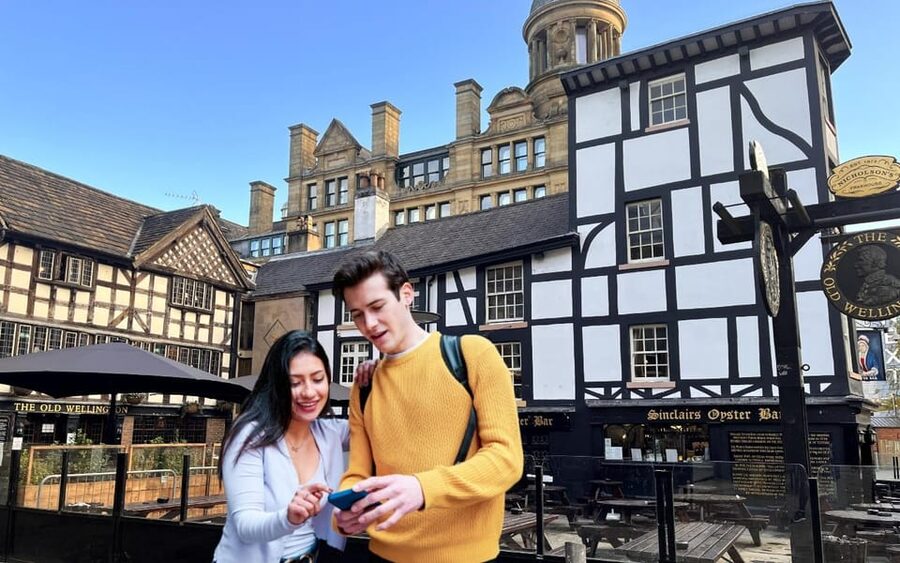 Manchester: City Walking Tour & Exploration Game - Key points at a glance