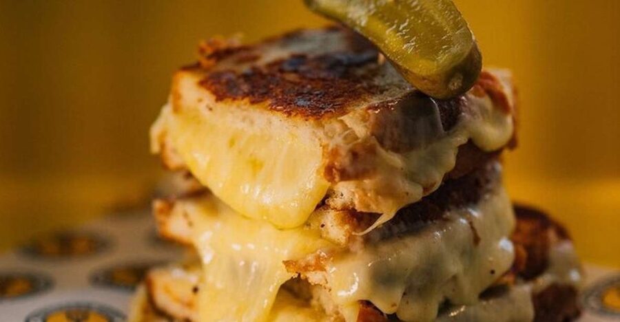Manchester: Guided Cheese Crawl with Tastings - Starting at the Richard Cobden Statue in St Ann’s Square