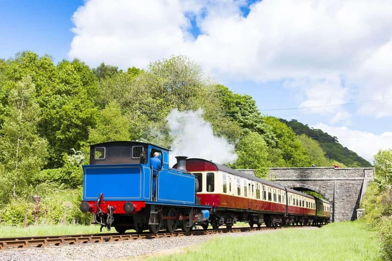 Manchester: Lake District Tour with Lake Cruise & Train Ride - Leaving Manchester for Cumbria