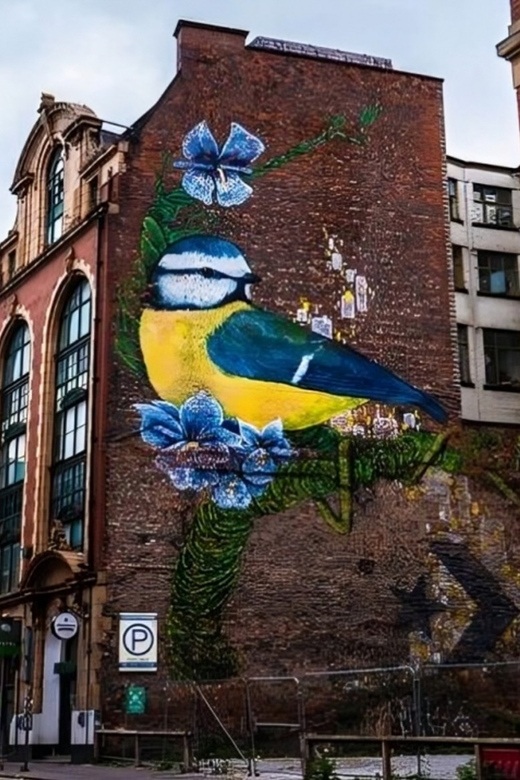 Manchester: Sightseeing Walking Custom Tour with a Guide - What this private Manchester walk actually offers