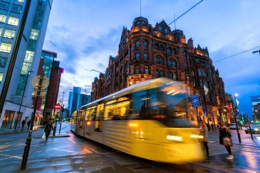 Manchester: Sightseeing Walking Custom Tour with a Guide - John Rylands Library: the most atmospheric stop