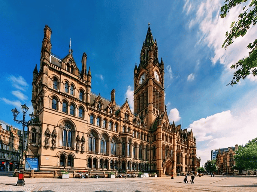 Manchester: Sightseeing Walking Custom Tour with a Guide - Northern Quarter: Manchester’s creative side