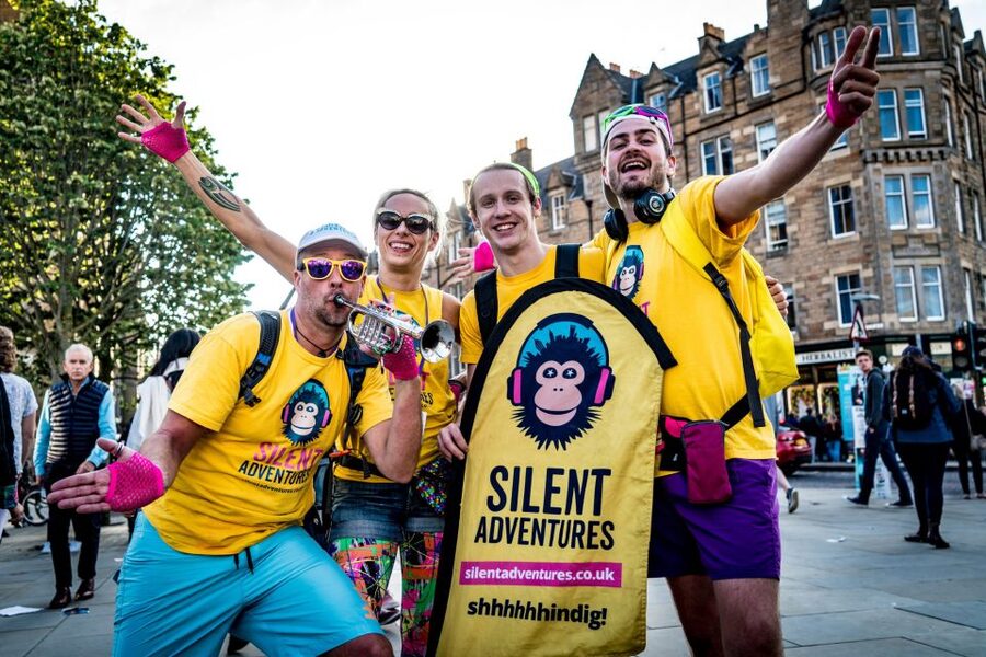 Manchester: Silent Disco Adventure Tour - The first songs and the walk down Deansgate