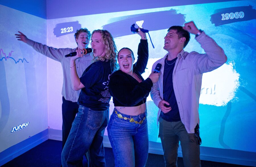 Manchester: Trax Social Music Quiz Experience - The quick-fire music trivia round