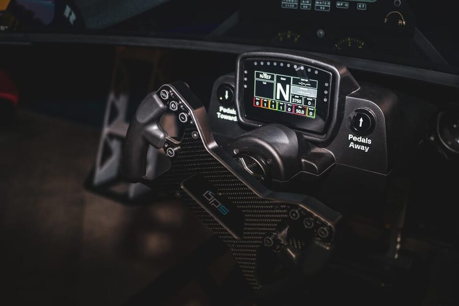 Manchester: Trax Social Racing Simulator Experience - Choose from famous tracks and different cars