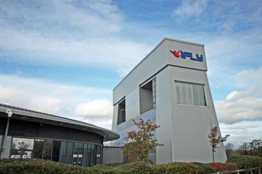 Milton Keynes: iFLY Indoor Skydiving - What happens inside the Milton Keynes wind tunnel