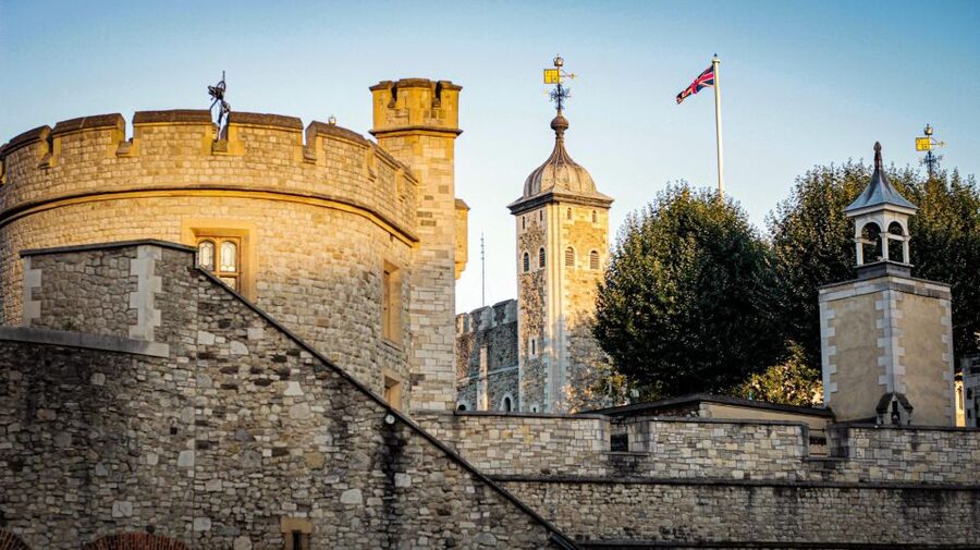 Naughty London: Unsavoury History Walking Tour - Francis Drake’s ship and the drama of English voyages