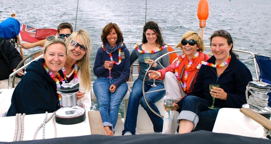 New Forest: Sail with Lunch or Dinner from Lymington - One more hour under sail back to Lymington