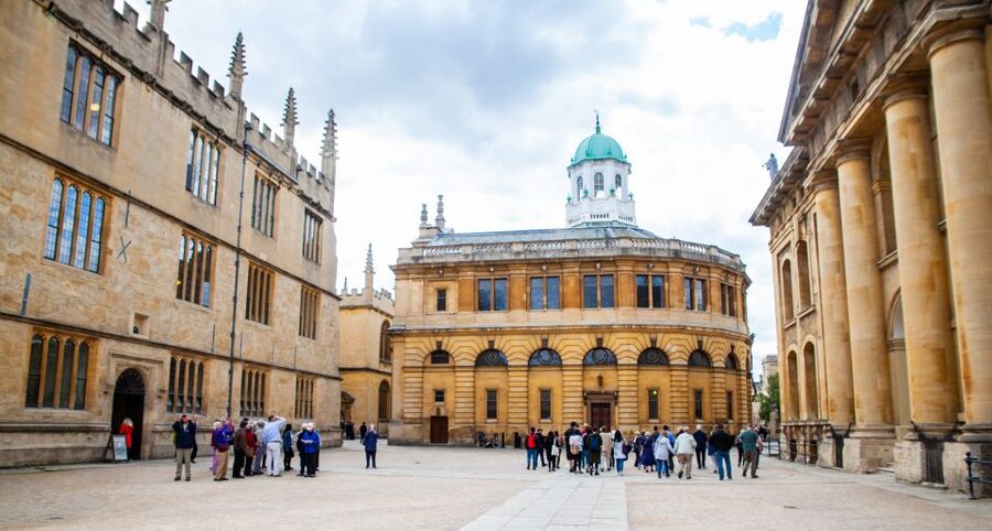 Oxford: 3-Hour Private Tour with Student Guide - Who should book this Oxford tour
