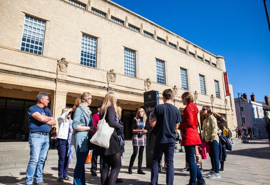 Oxford: 3-Hour Private Tour with Student Guide - Christ Church grounds and Oxford’s city sights