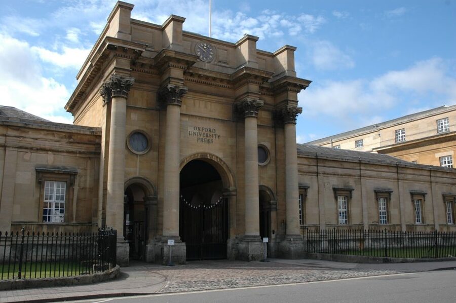 Oxford: City Bike Tour with Student Guide - Booking details worth knowing