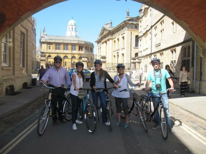 Oxford: City Bike Tour with Student Guide - Pubs, writers, and the stories between the landmarks