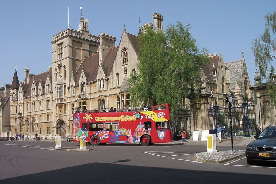 Oxford: City Sightseeing Hop-On Hop-Off Bus Tour - Key points to know before you board
