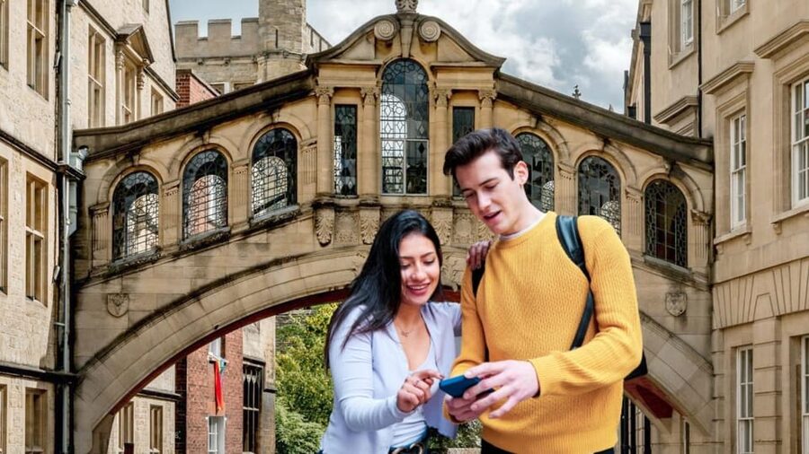 Oxford: City Tour & Exploration Game - From town streets to Oxford’s college world