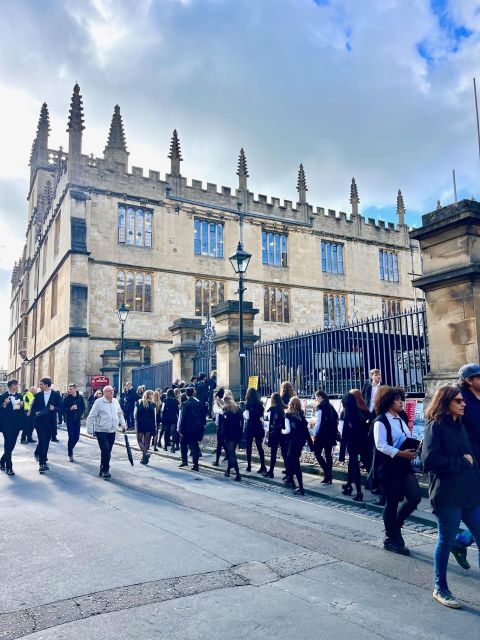 Oxford: City & University Tour with College entry included - Blackwell’s Bookshop and Oxford’s literary side