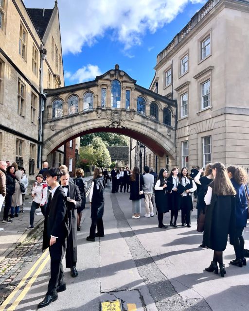 Oxford: City & University Tour with College entry included - The Sheldonian Theatre and the Bridge of Sighs