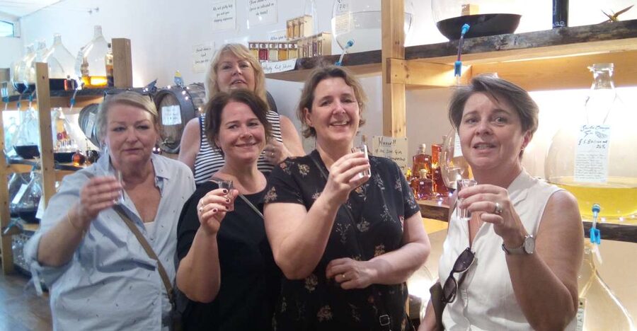 Oxford Food & Drink Tasting & Sightseeing Guided Tour - What this Oxford food tour is really selling