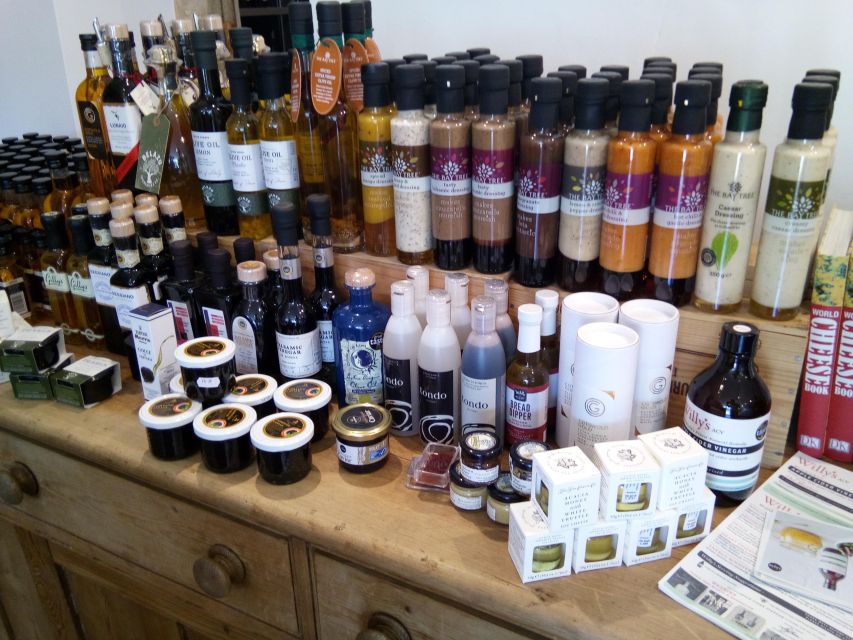 Oxford Food & Drink Tasting & Sightseeing Guided Tour - Four or five tastings, with a clear catch