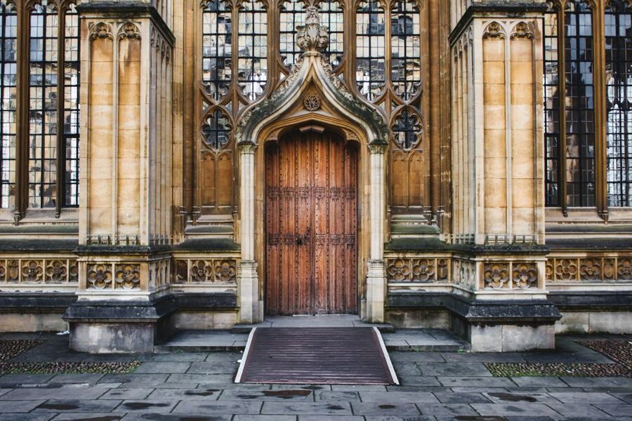 Oxford: Harry Potter Film Tour Led by University Alumni - Meeting at Broad Street