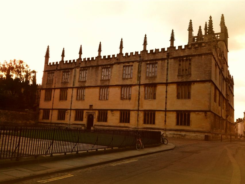 Oxford: Harry Potter Insights Divinity School Group Tour - Dates when the plan can change