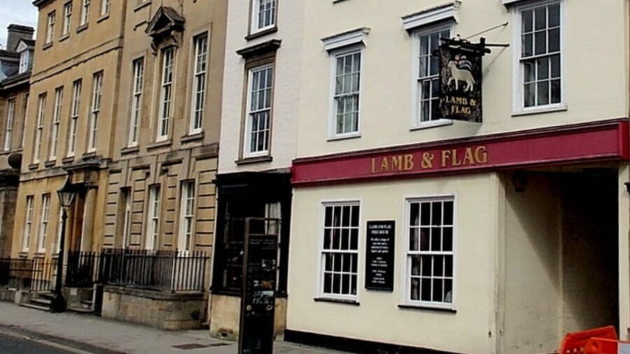 Oxford: Historic Pubs & Taverns Guided Walking Tour - Why Oxford’s Pubs Make a Good Walking Tour