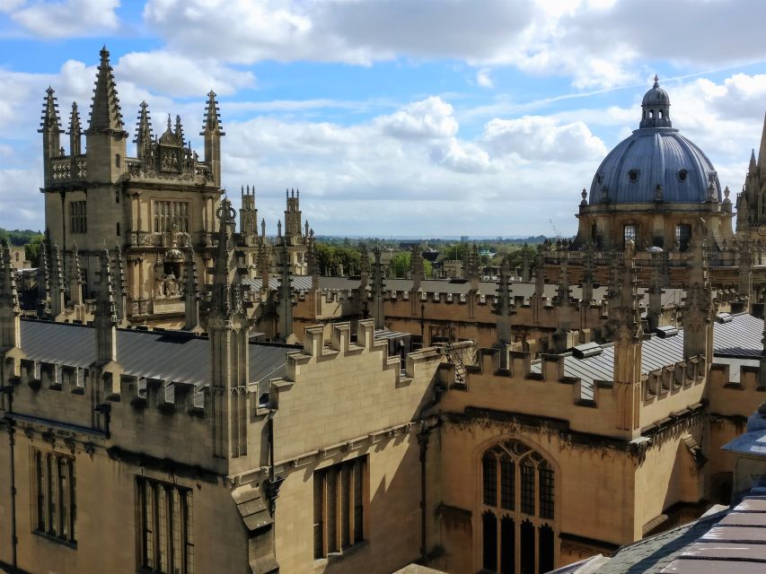 Oxford: Official University and City Walking Tour - Oxford’s museums and the option of Christ Church Meadows