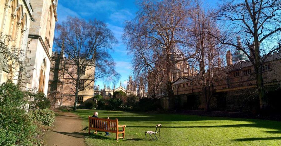 Oxford: Pre-Raphaelite Walking Tour with Exeter College - Who should book this Oxford walk?