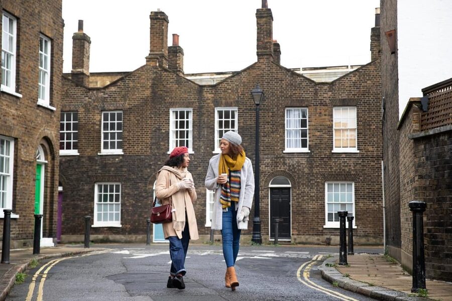 Oxford: Private Express Walk with a Local in 60 minutes - The value of the $106 price