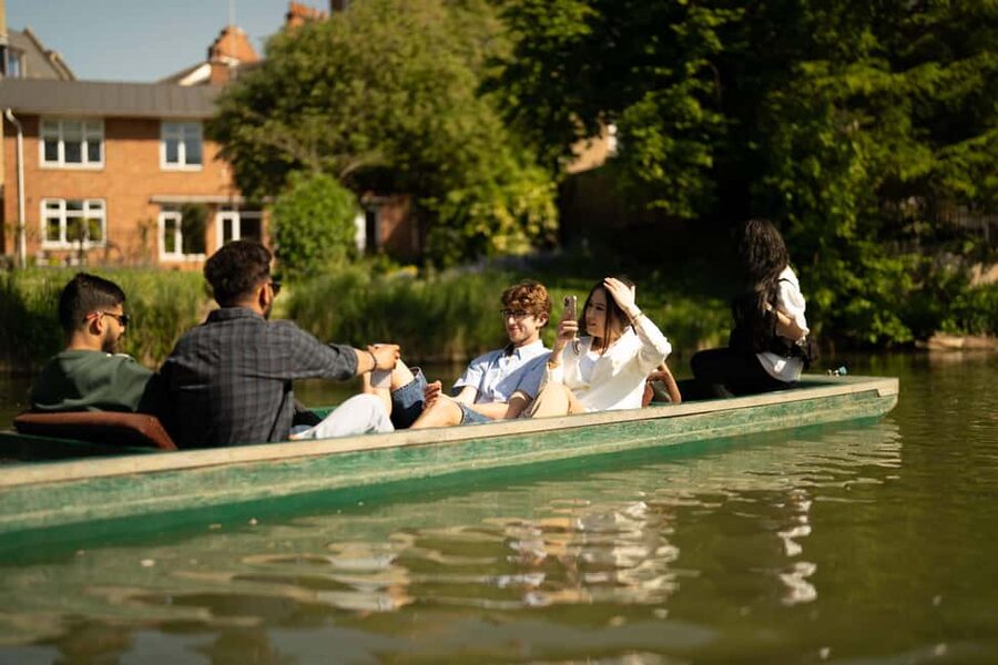 Oxford: Punting Tour on the River Cherwell - Key points to know before you book
