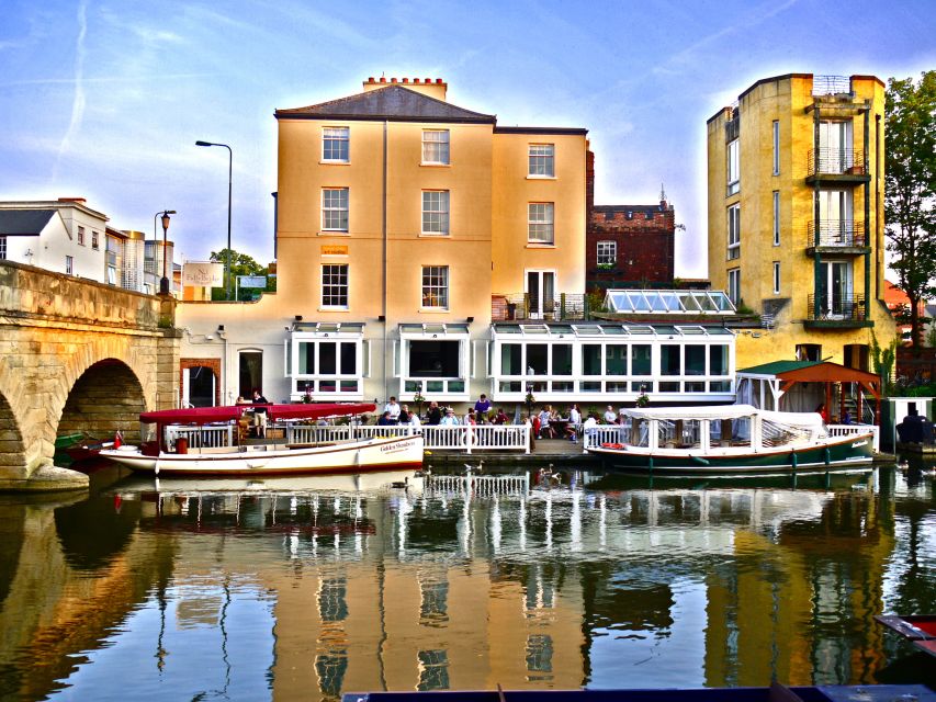 Oxford: Sightseeing River Cruise - Starting at No. 1 Folly Bridge