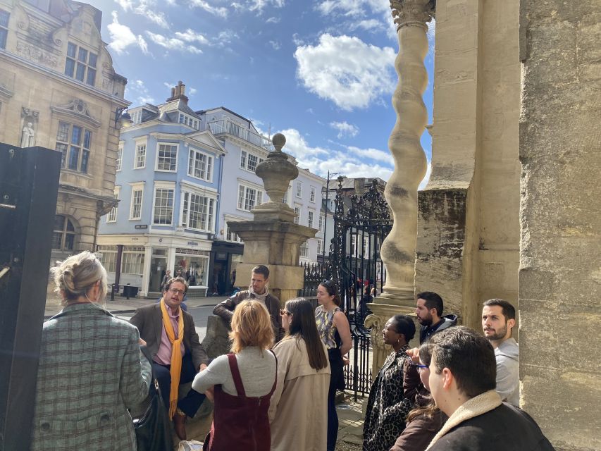 Oxford: The Original Uncomfortable Oxford™ Tour - Carfax Tower and the town-gown divide