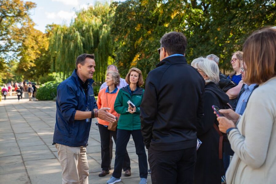 Oxford: University and City Walking Tour with Alumni Guide - Oxford University and City Walking Tour: Key Points