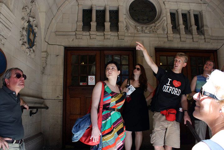 Oxford University: Guided Small Group Walking Tour - Should you book this Oxford University tour?
