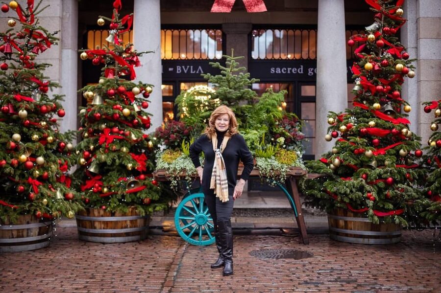 Photoshoot at Notting hill,Covent Garden,St Paul Cathedral - Three London settings, three different moods