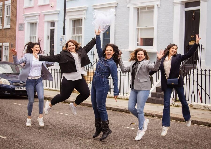 Photoshoot at Notting hill,Covent Garden,St Paul Cathedral - Is $168 good value for your group?