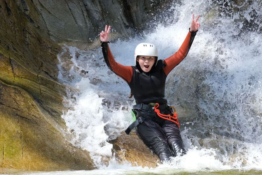 Pitlochry: Lower Falls of Bruar Guided Canyoning Experience - Why the Lower Falls of Bruar works for beginners
