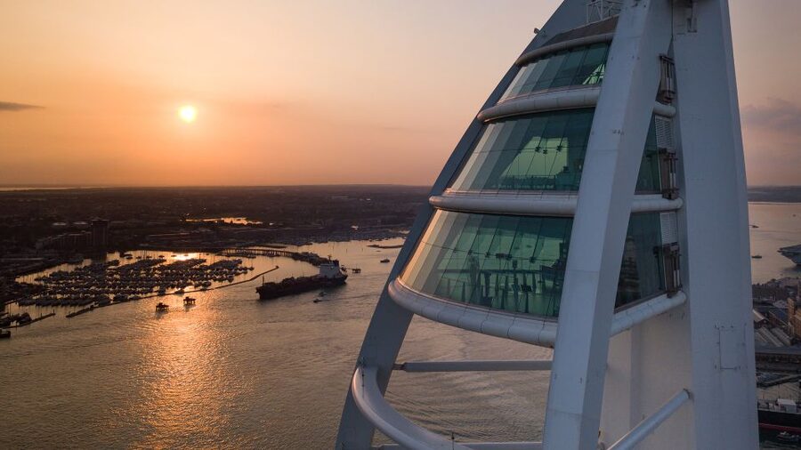 Portsmouth: Spinnaker Tower Ticket - The fast lift and the first viewing deck