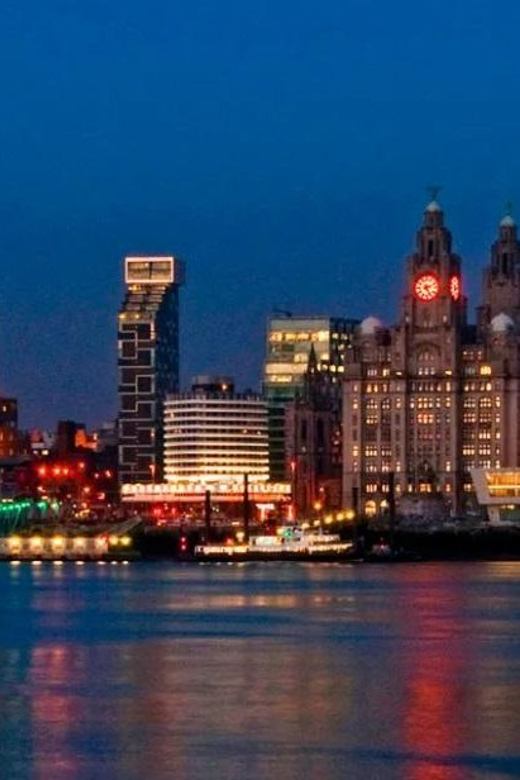 Private City Tour - Liverpool - Strawberry Field and a coffee break