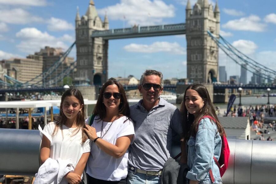 Private Full Day Tour – Fast Track Tower of London and Lunch - The George Inn and a very British lunch