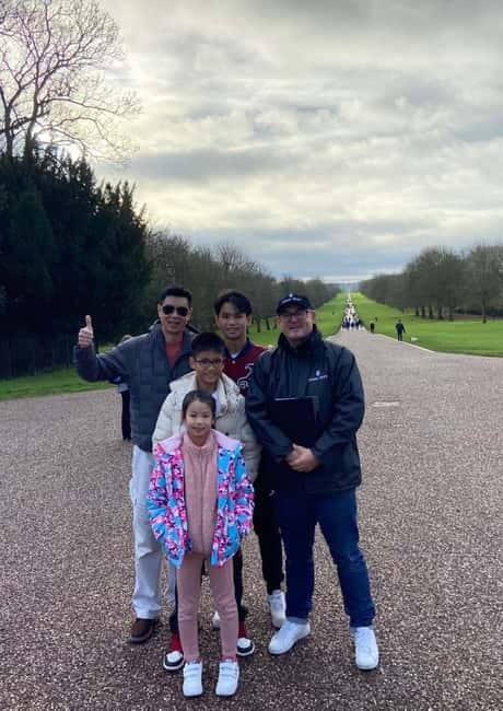 Private Guide (Walking Tour of Windsor & Eton) - Windsor Castle and 1,000 years of royal power