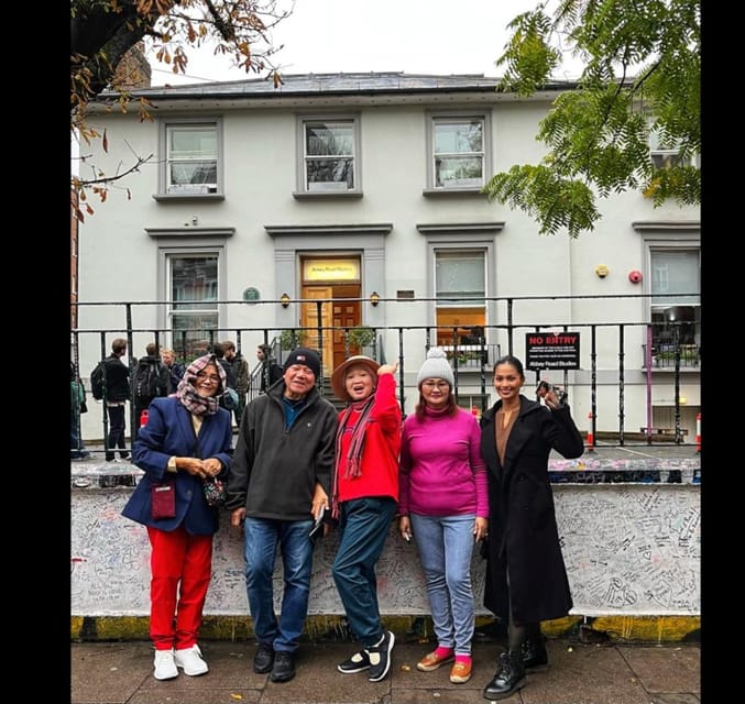 Private London Beatles Taxi Tour with Local Guide - The guide can make or break the experience