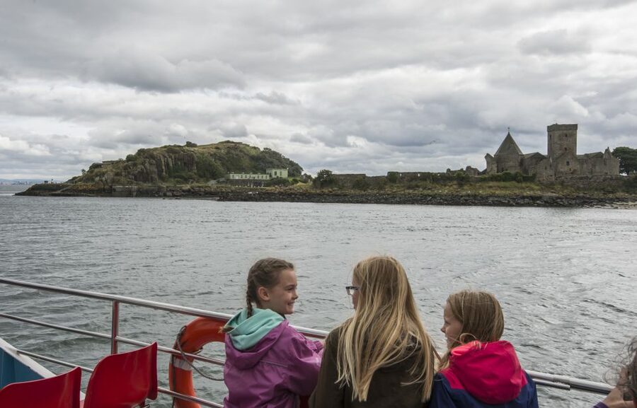 Queensferry: Maid of the Forth 1.5-Hour Sightseeing Cruise - From Hawes Pier to open water
