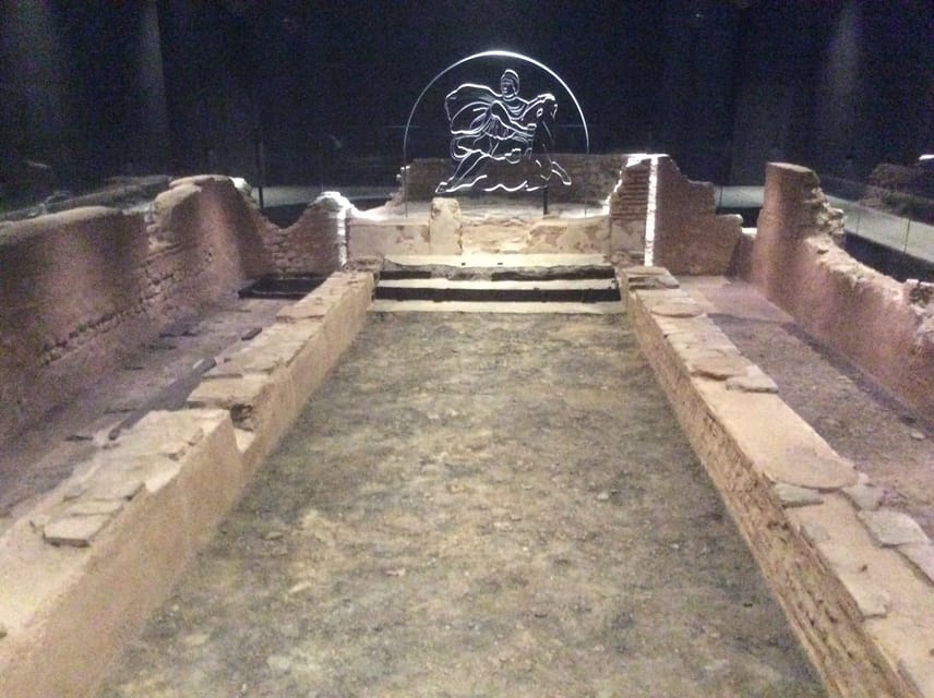 Roman London Walking Tour - What the three-hour format feels like