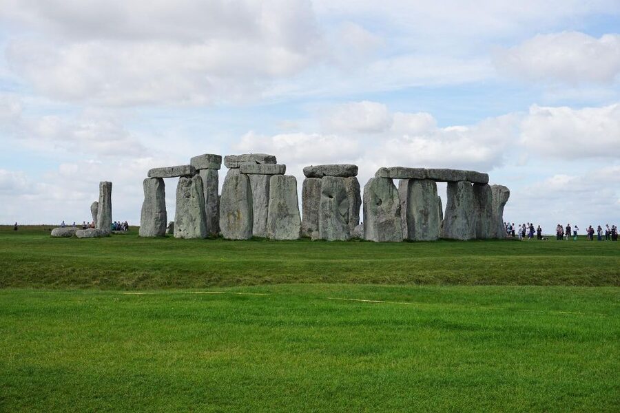 Royal Windsor Castle and Stonehenge Private Tour with passes - Lunch and the long road to Stonehenge