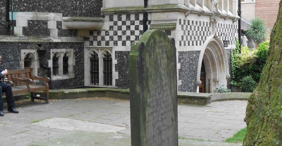 Secret Old London Walking Tour - Charterhouse Square and the calm face of the plague