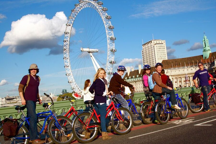 Secrets of London Bike Tour: Thames, Tower Bridge & Market - Who should book this London bike tour?