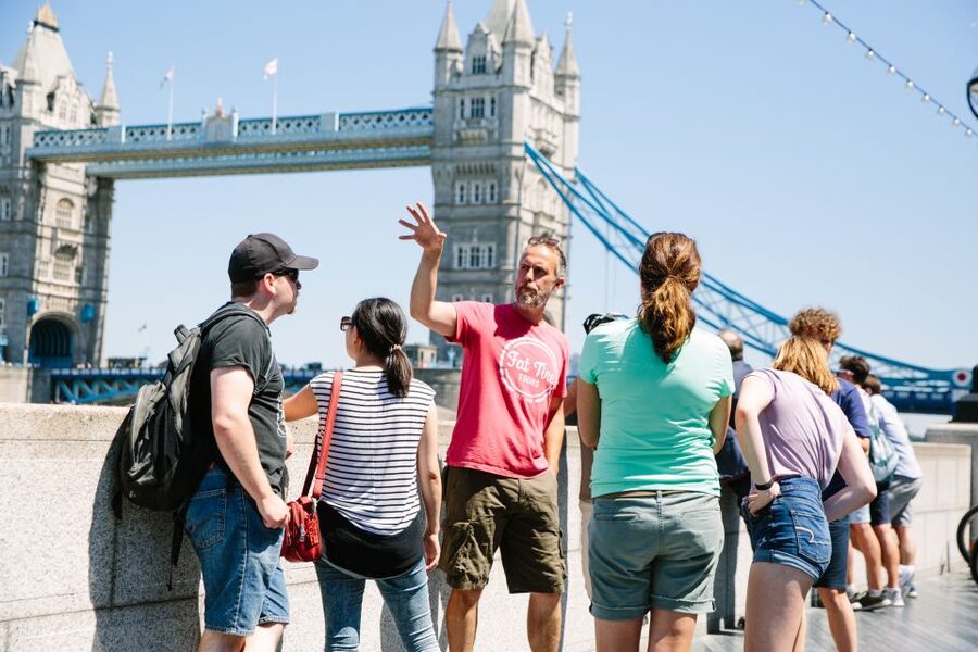 Secrets of London Bike Tour: Thames, Tower Bridge & Market - The guides make the difference