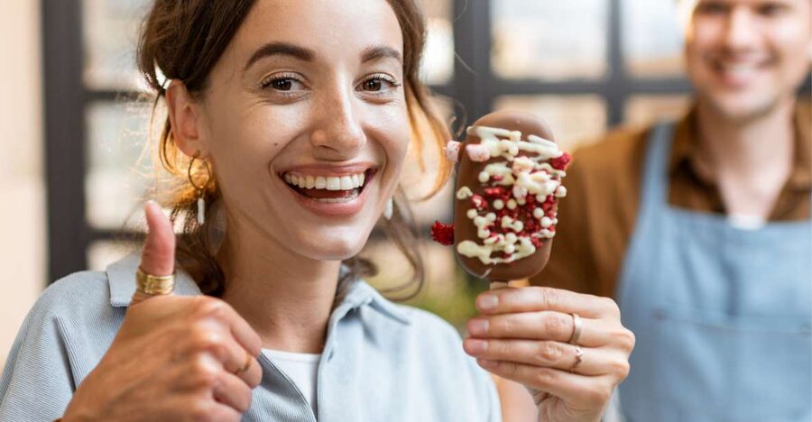 Self Guided Tour of London's Hidden Chocolate Shops - Central London: pair chocolate with other sightseeing
