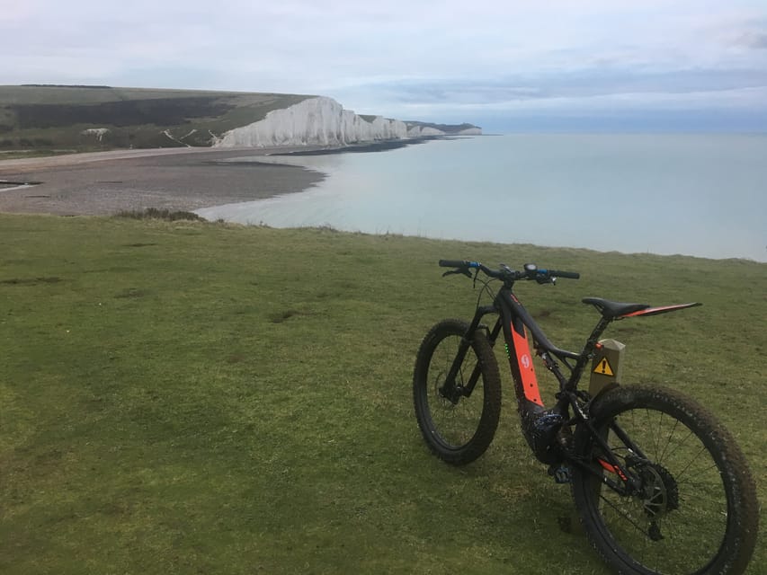Seven Sister Coastal eBike & Drive Tour - From Hove to Alfriston by truck