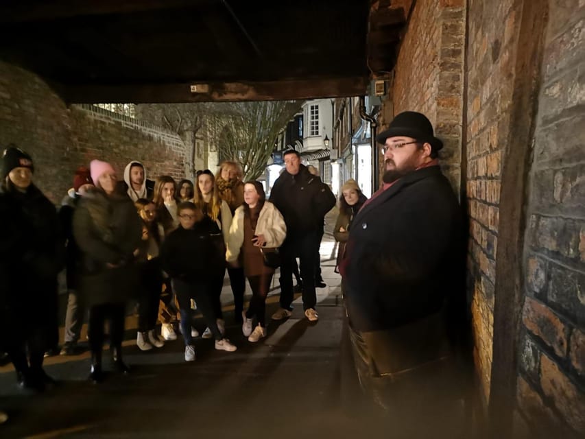 Shadows of York: Ghost Walk and Horrible History. - Comedy keeps the ghost stories moving